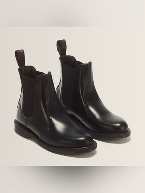 Dr Martens - Black Leather Chelsea Boots